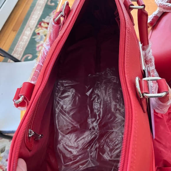 Joy Mangano Vibrant Red Travel Bag Set - Picture 3 of 6